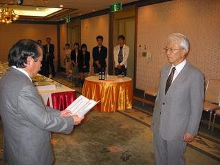 2005-11-07 15:11:04