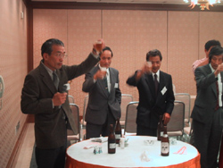 懇親会