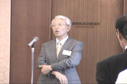 総会の模様