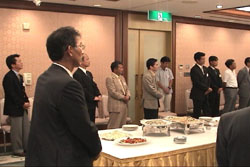 懇親会